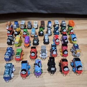 40 Thomas and Friends MINI trains, see all pictures for size